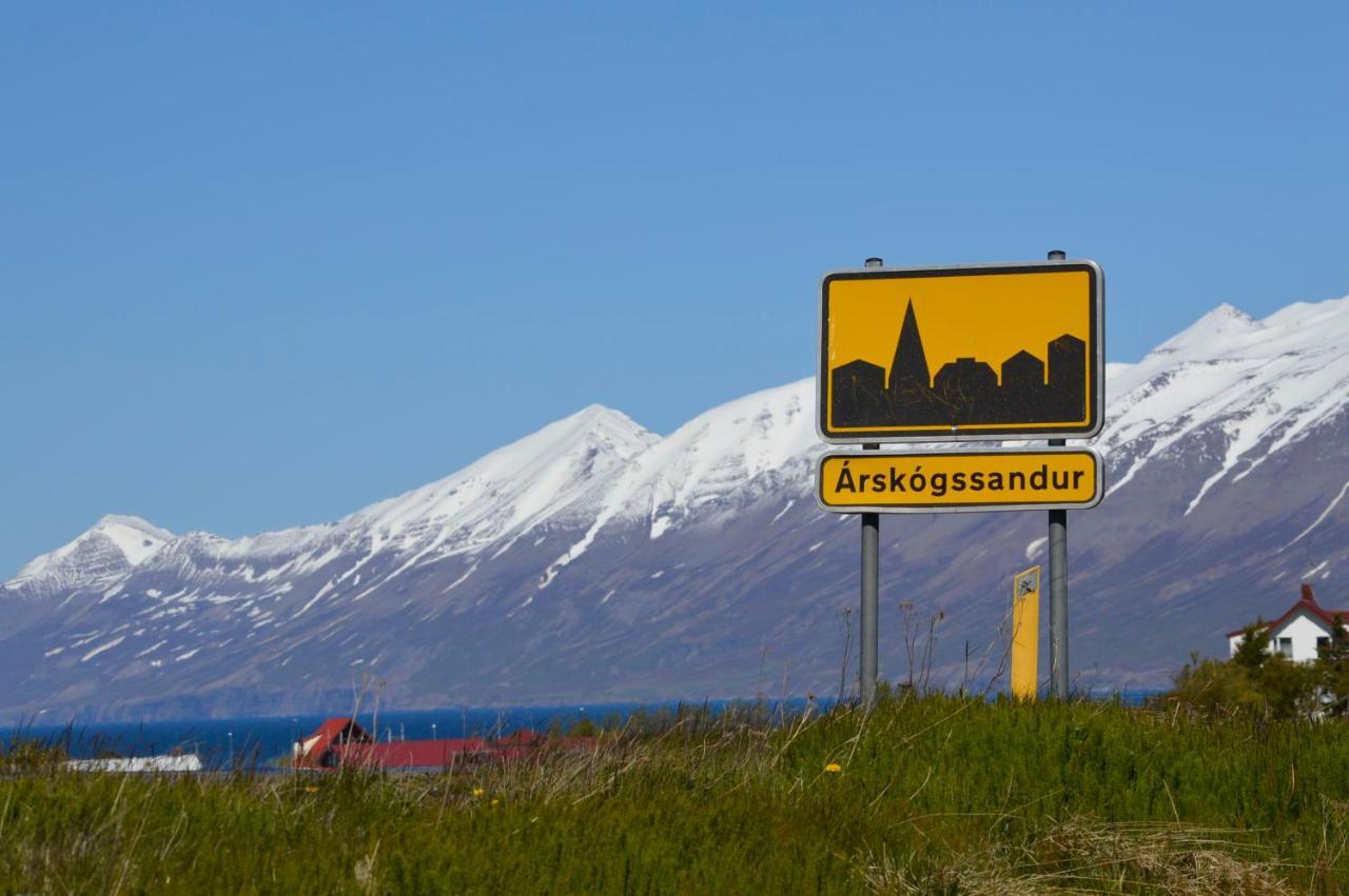 Sky Sighting Igluhus - Stay'in Arbakki Arskogssandur